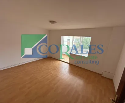 Decomandat, langa GN30, Et. 1, 40 MPU. Centrala Proprie! cu balcon