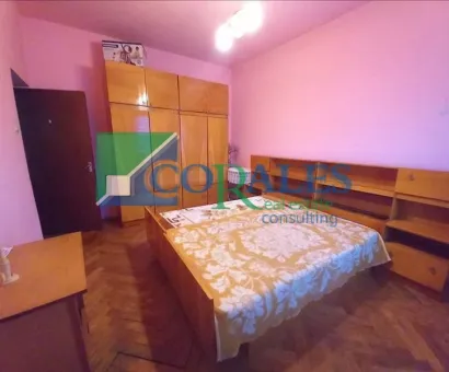Apartament decomandat. Aproape de Iulius Mall. Centrala proprie.