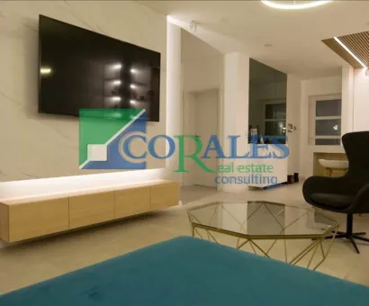 Design deosebit, mobilata si utilata, disponibila imediat!