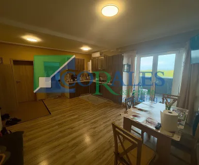 Terasa de 18 mp, bloc Nou, in oras - 60 mp utili!