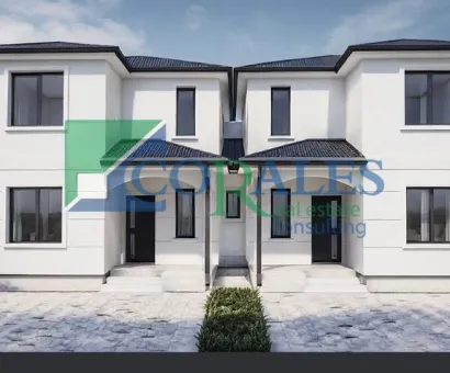 Despartit prin camera tehnica. Personalizare.