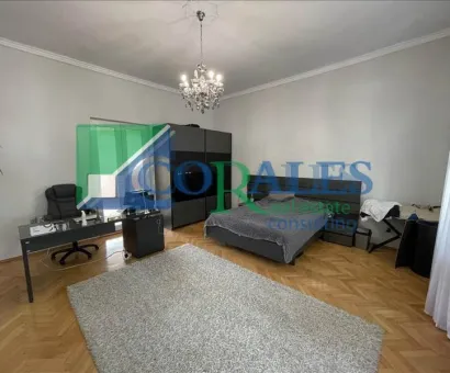 Zona Sinaia! Casa Renovata complet Exterior si Interior.