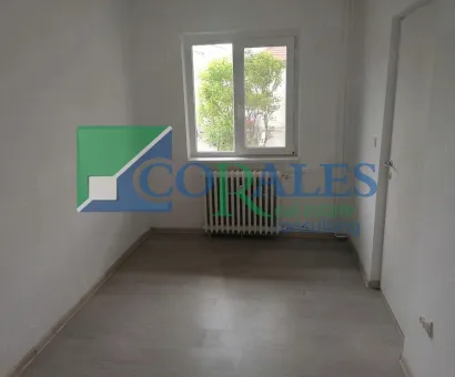 Bulevardul Cetatii. La parter. 2 camere. RENOVAT!