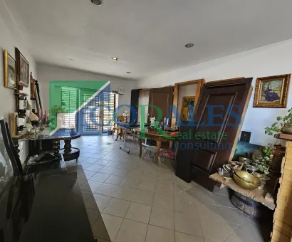 Casa individuala. Atelier tamplarie. Posibilitate investitie!