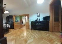 House with 4 rooms  in  Timisoara , Elisabetin